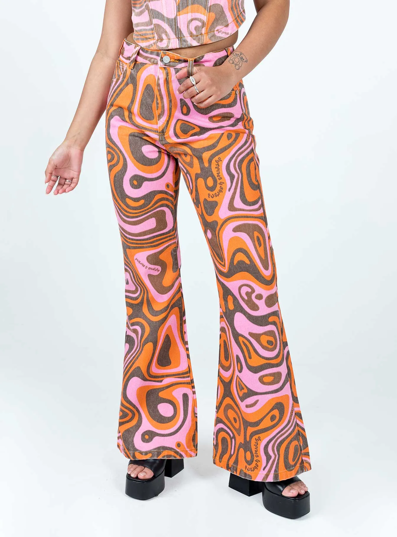 Abrand Double Oh Flare Print Jeans Multi