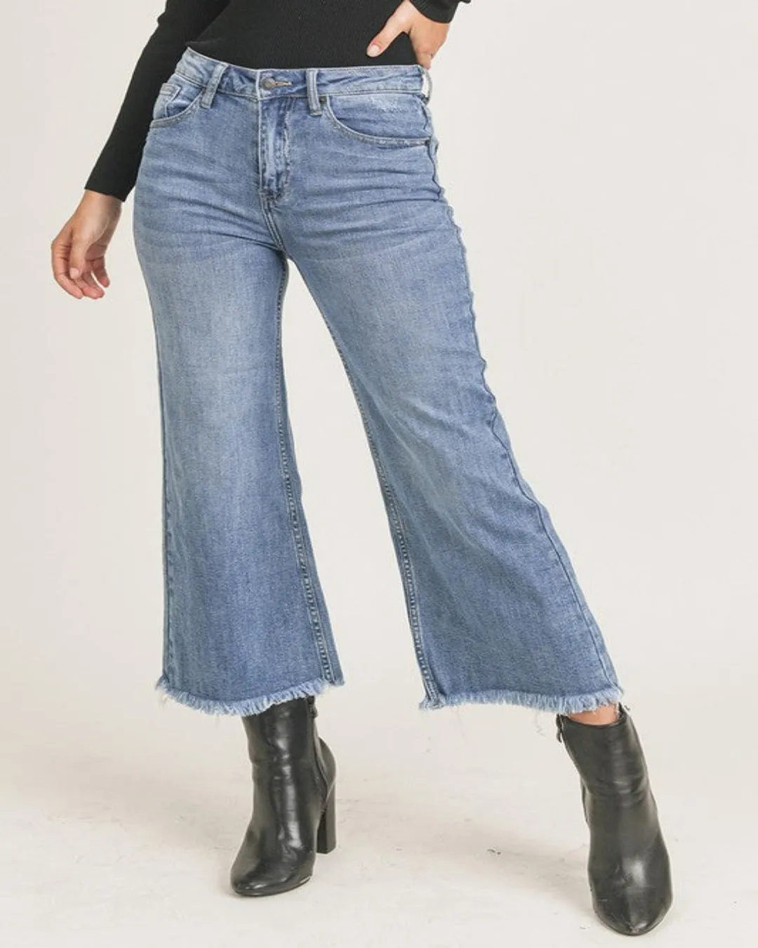 Frayed Ankle Wide Leg Jeans