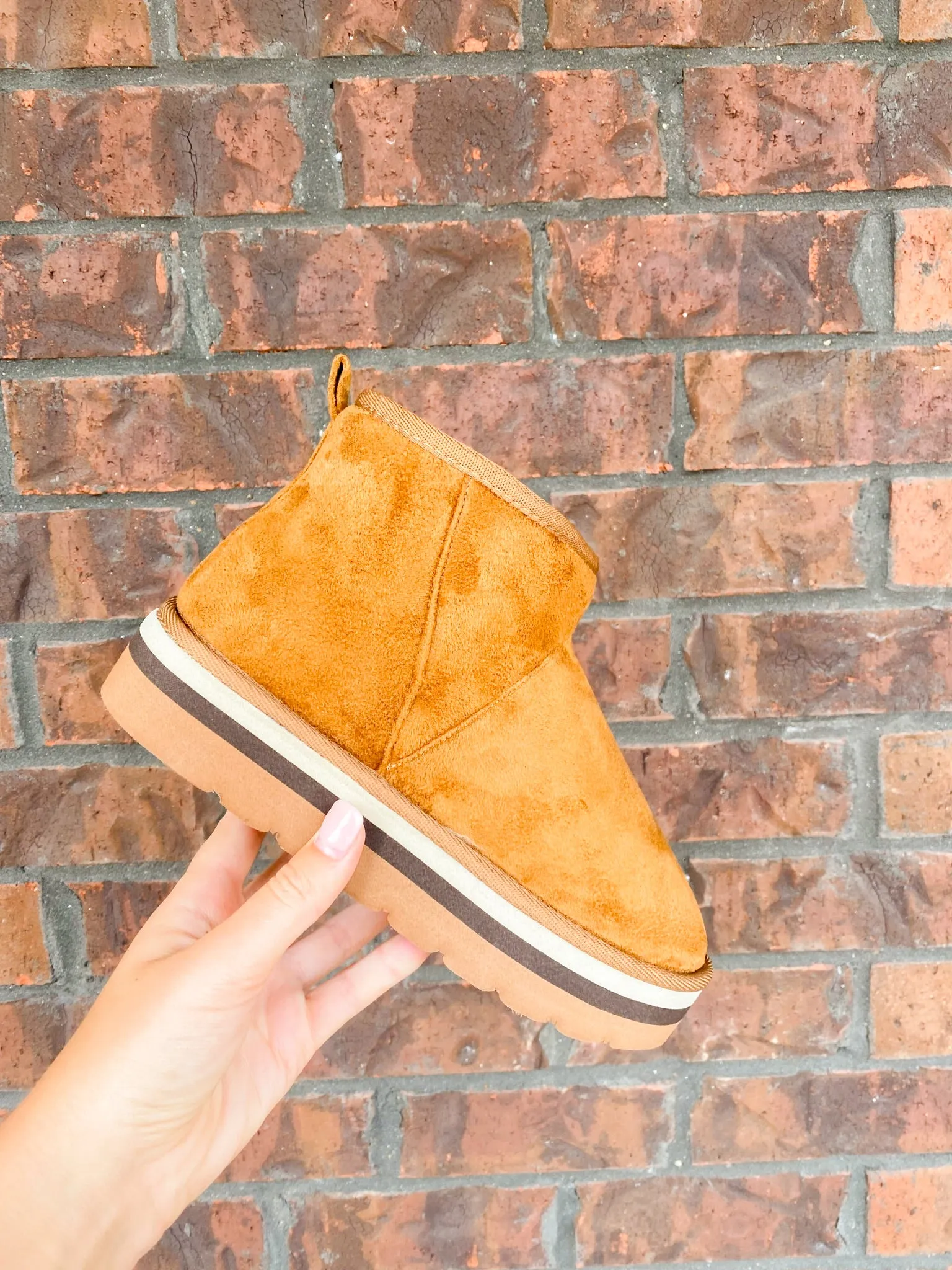 Gabby Fur Lined Platform Boots- Whiskey