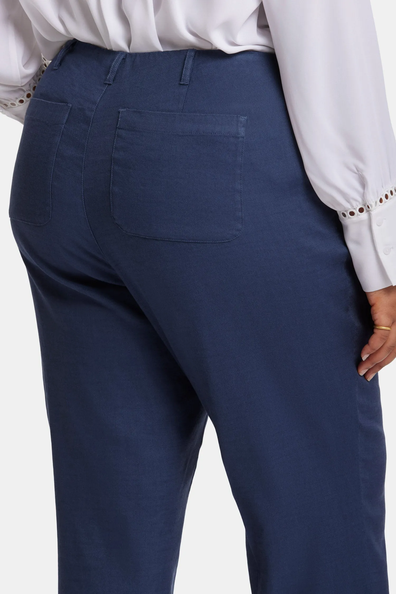 Marilyn Straight Pants In Plus Size - Oxford Navy