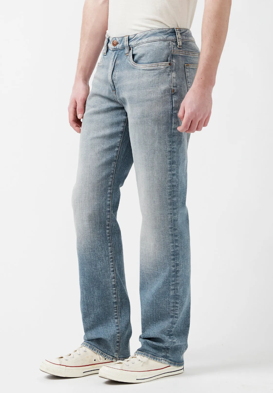 Relaxed Straight Driven Men’s Jeans in Sanded Authentic Wash - BM22907