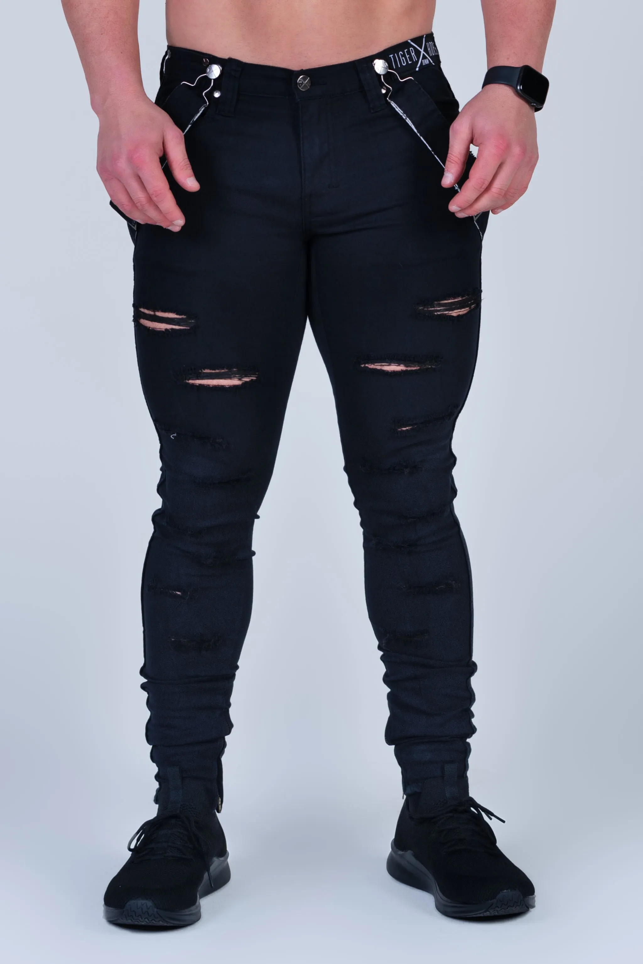 ROYCE BLACK HAND-ABRADED JEAN