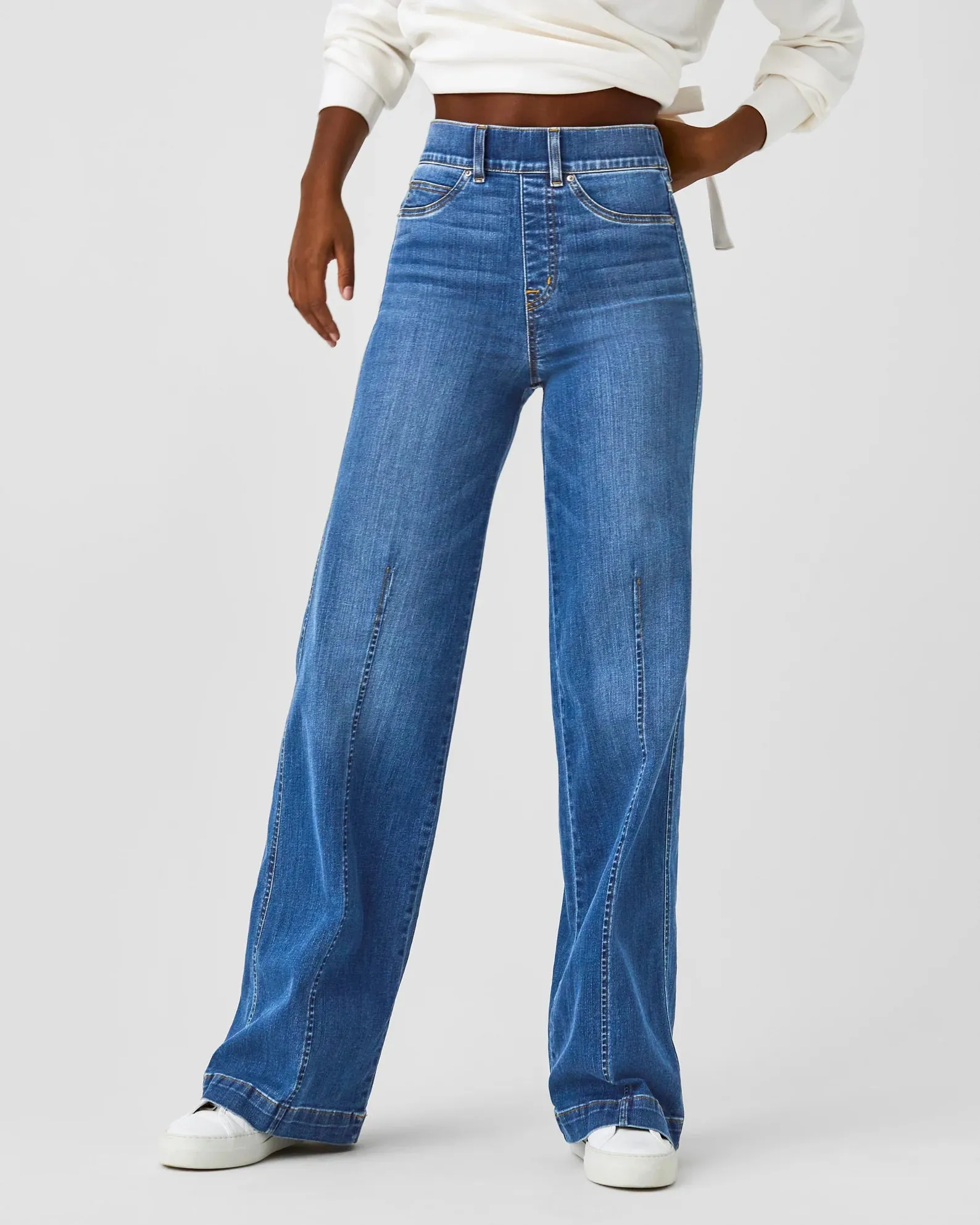 Sure! Heres an optimized title for the product:

Spanx Womens High-Rise Front Seam Wide Leg Jeans – Flattering, Comfortable, Stylish